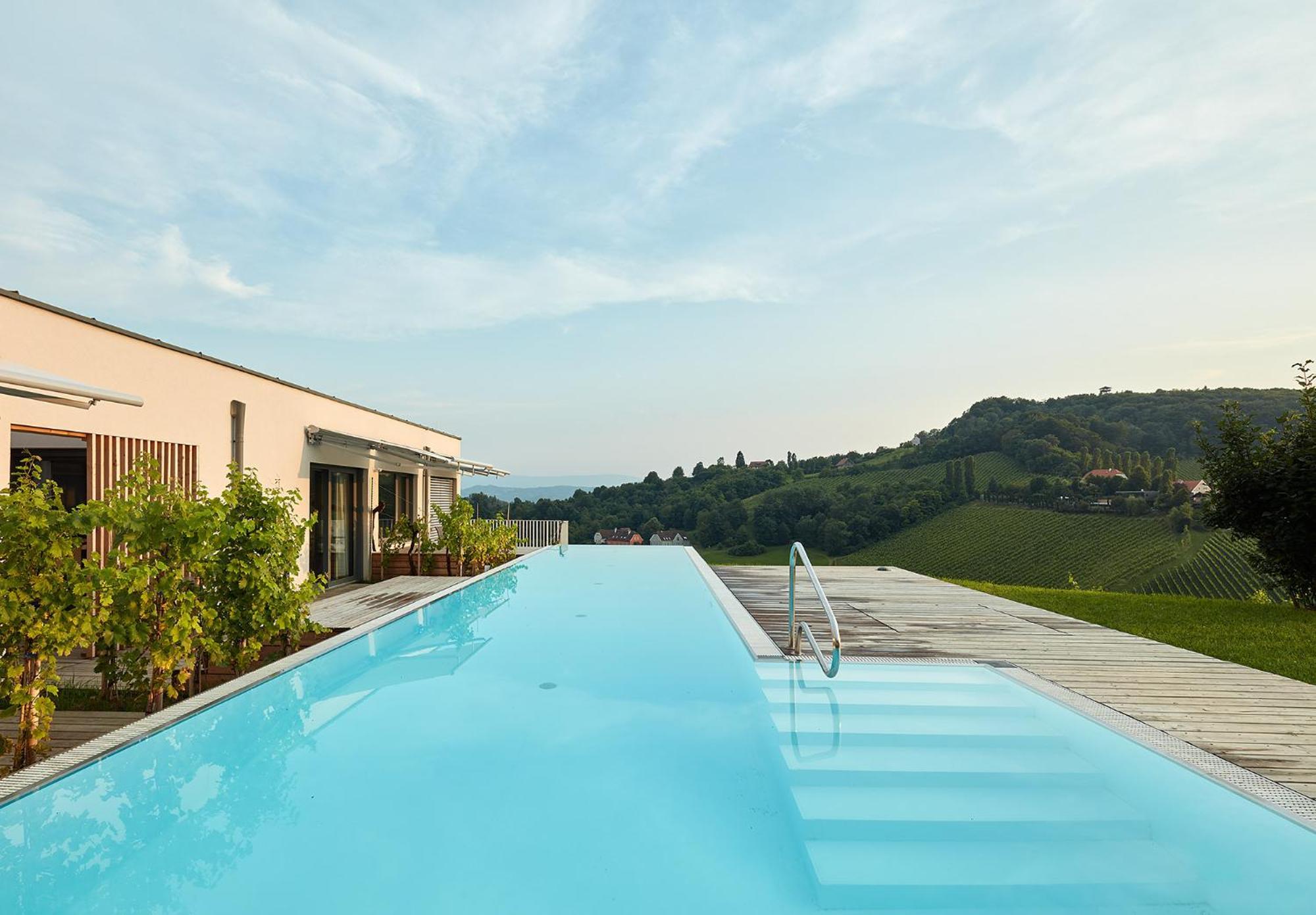 Hideaway An Der Weinstrasse - Pool & Sauna - Apartments Anderlage Spielfeld Zewnętrze zdjęcie